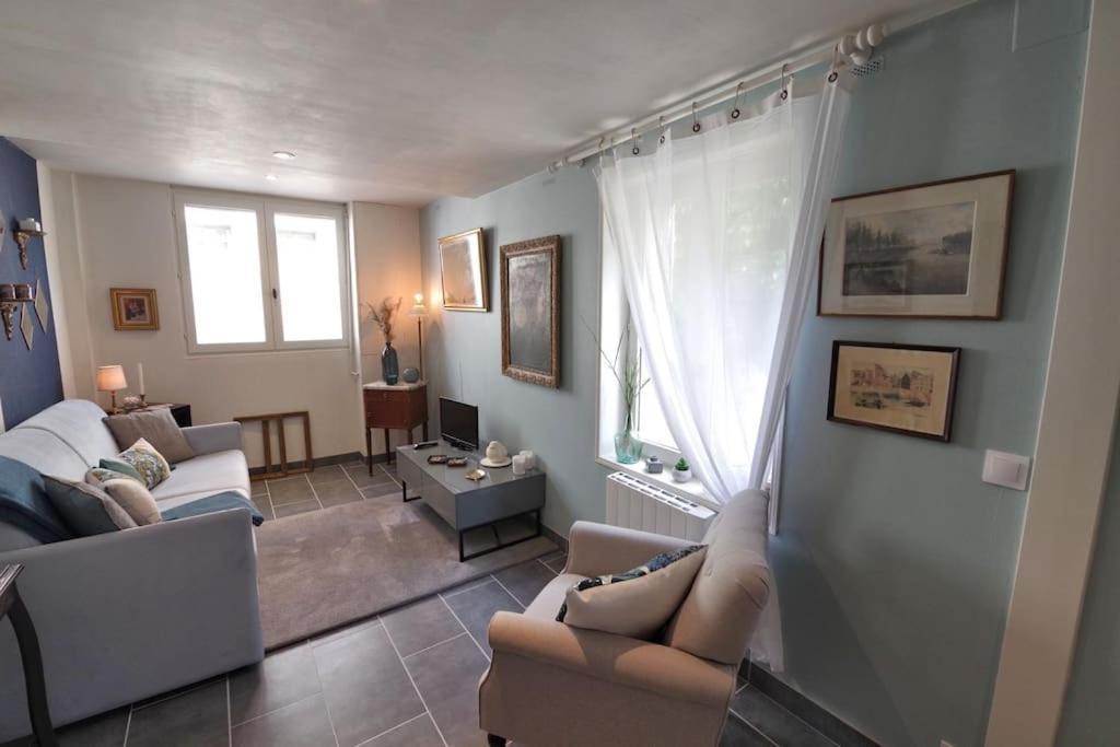 Jolie Cottage Idealement Situee オンフルール エクステリア 写真